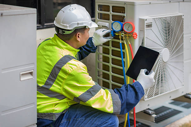 Professional Ductwork Repair technician working in Drexel, NC
